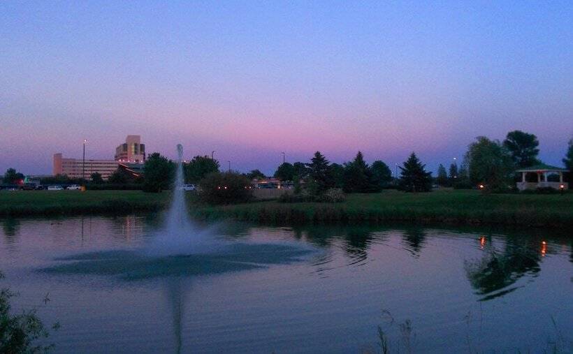 ホテル Grand Hinckley Inn