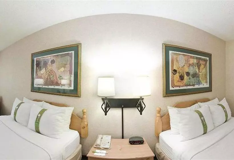 호텔 Holiday Inn Brownsville