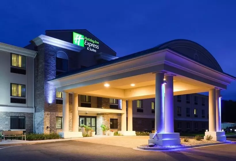 ホテル Holiday Inn Express & Suites Madison Verona, An Ihg