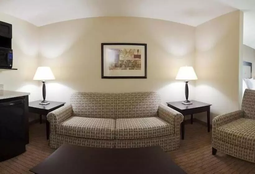 ホテル Holiday Inn Express & Suites Madison Verona, An Ihg