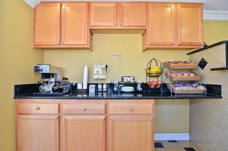 فندق Oasis Inn Sacramento Elk Grove