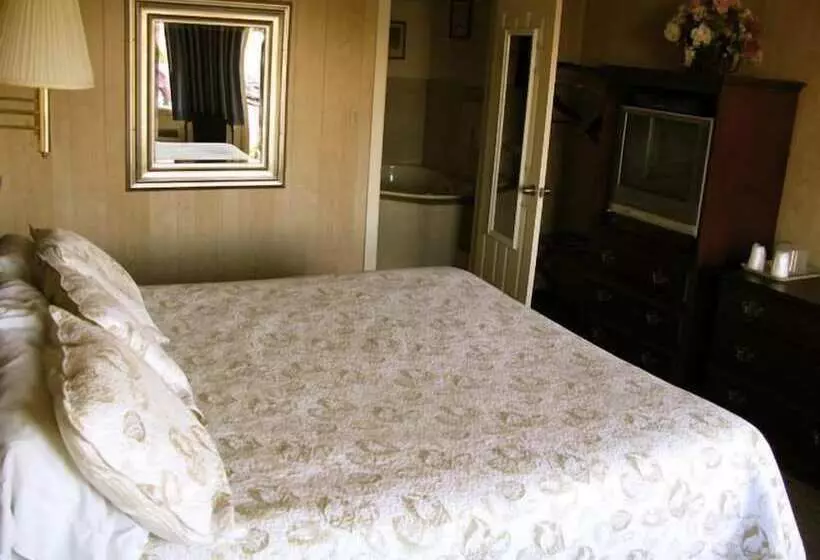 Hotel The Freeport Inn And Marina