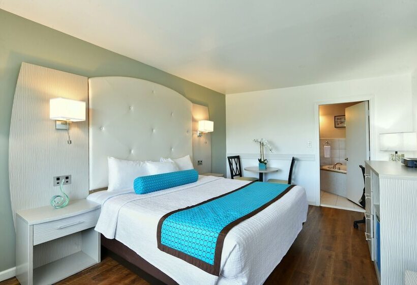 Hotel The Freeport Inn And Marina