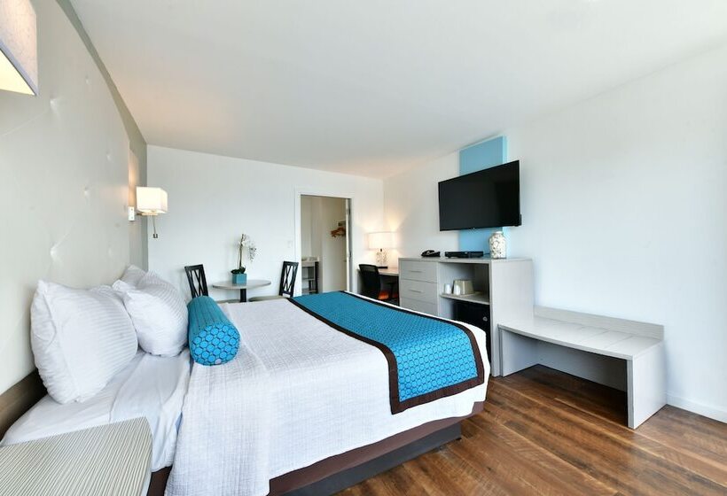 Hotel The Freeport Inn And Marina