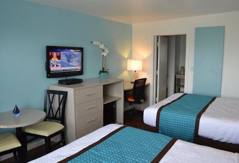 Hotel The Freeport Inn And Marina