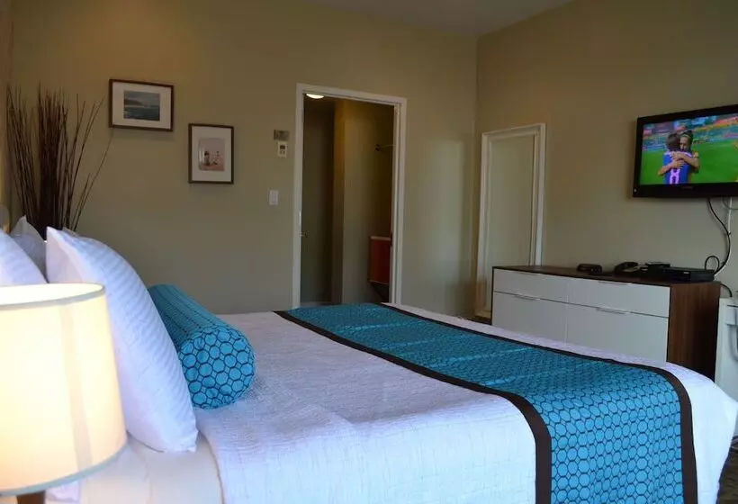 Hotel The Freeport Inn And Marina