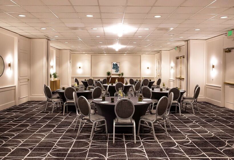 ホテル The Royal Sonesta Portland Downtown