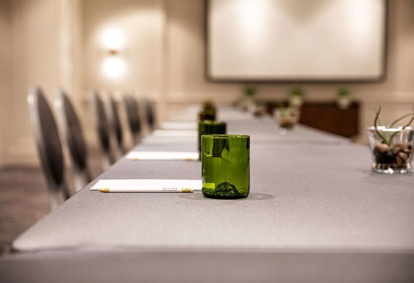 ホテル The Royal Sonesta Portland Downtown