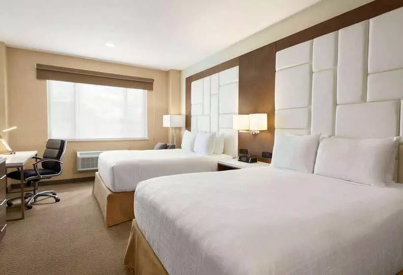 هتل Wyndham Anaheim