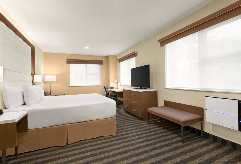 فندق Wyndham Anaheim