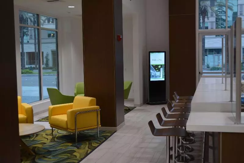 هتل Wyndham Anaheim