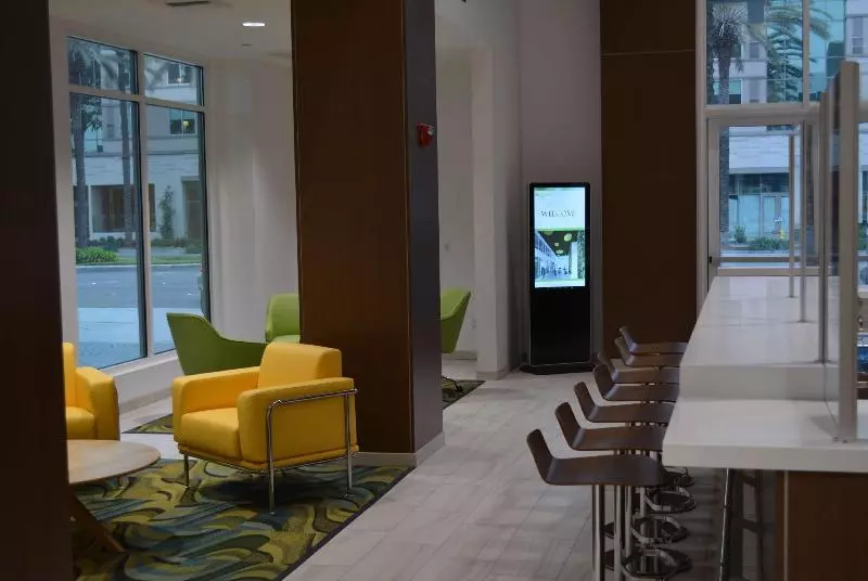 هتل Wyndham Anaheim