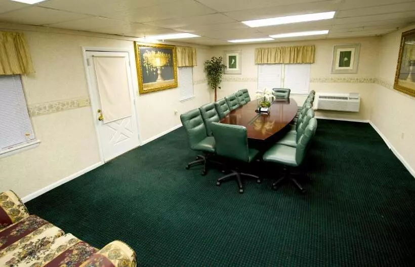 汽车旅馆 Executive Inn & Suites Upper Marlboro