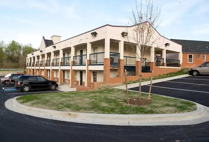 汽车旅馆 Executive Inn & Suites Upper Marlboro