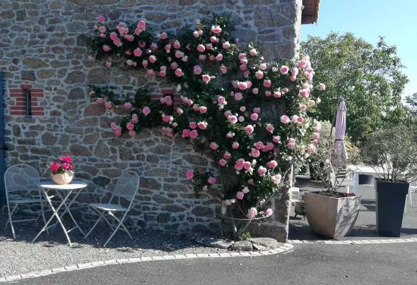 Aamiaismajoitus (B&B) 8 Le Chiron De La Roche 85130 Chanverrie