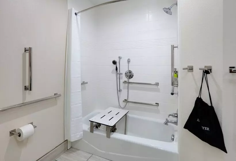 Hotelli Candlewood Suites Dfw West   Hurst, An Ihg