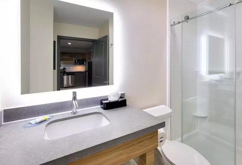 Hotelli Candlewood Suites Dfw West   Hurst, An Ihg