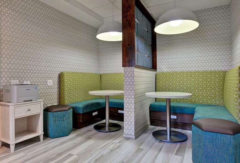 فندق Hampton Inn & Suites Tampa Riverview Brandon