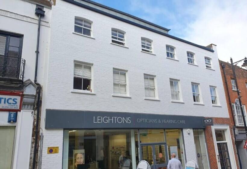 Penthouse   Basingstoke