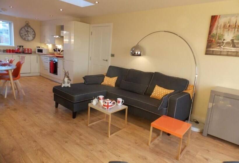 Penthouse   Basingstoke