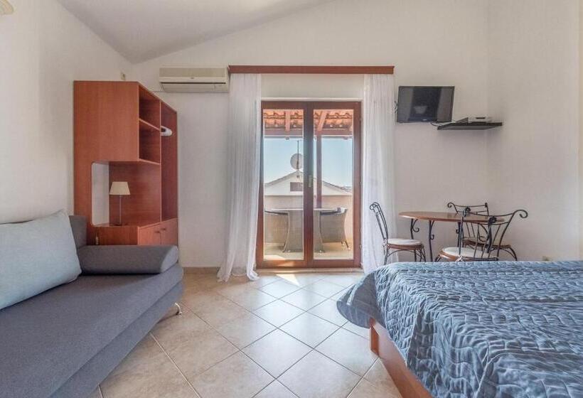 Apartments Ivana Mira