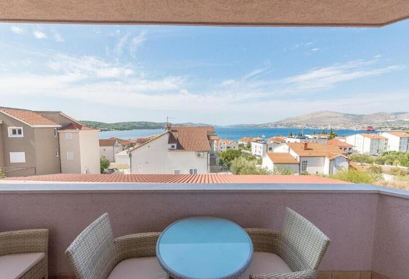 Apartments Ivana Mira