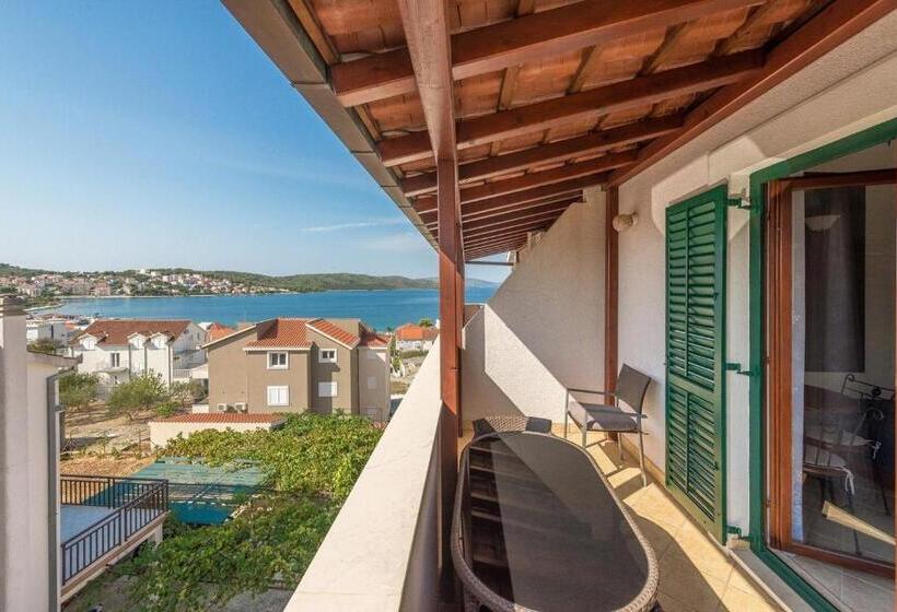 Apartments Ivana Mira