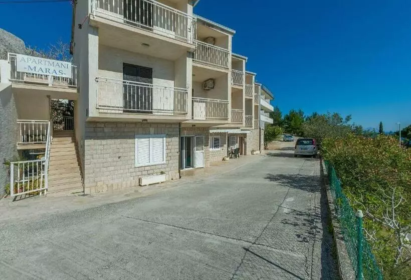 Apartments Maras