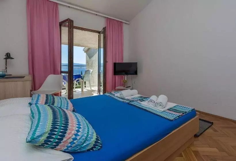 Apartments Maras