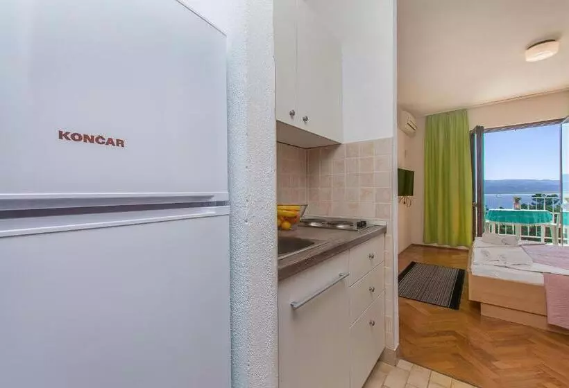 Apartments Maras