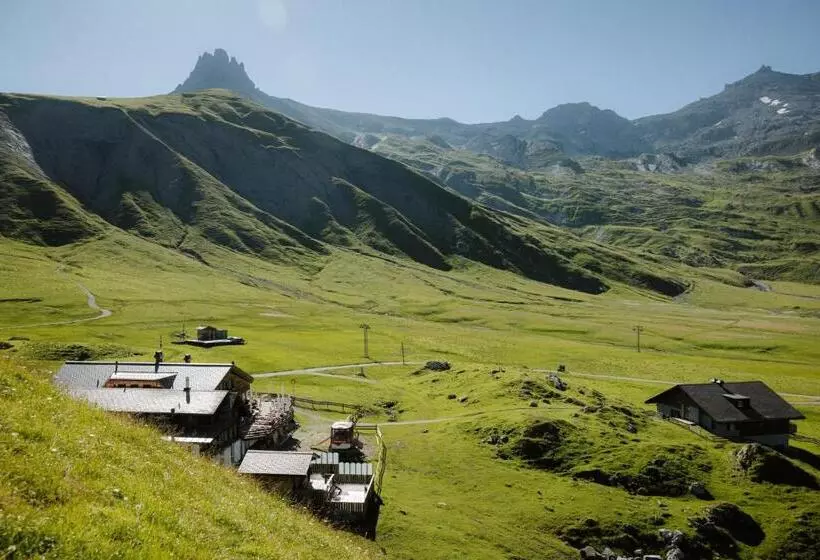 Berghotel Engstligenalp