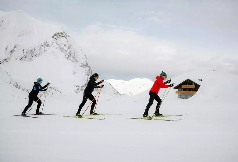 Berghotel Engstligenalp
