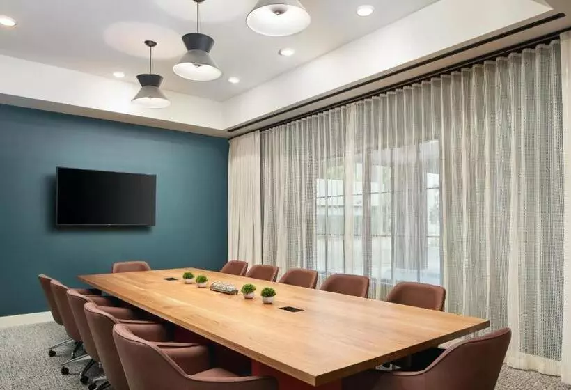 ホテル Indigo Tallahassee   Collegetown, An Ihg