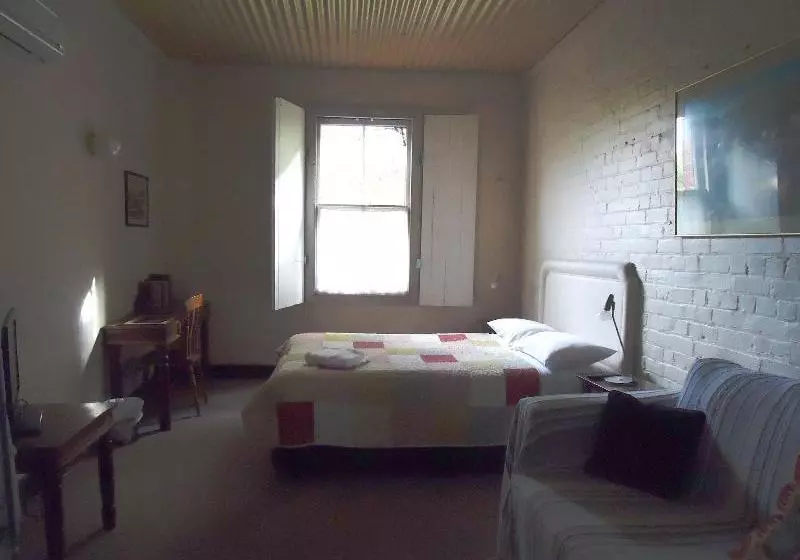 Majatalo Accommodation In An Historic Warehouse