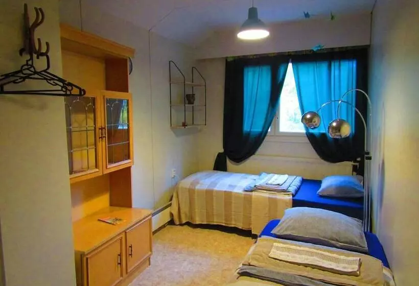 پانسیون Guest House Ugrin Paikka