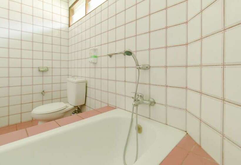 בית מלון כפרי Oyo 1996 Koneng