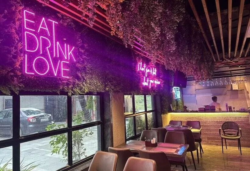 ホテル Merakee   Near Dahisar Mira Road Mumbai