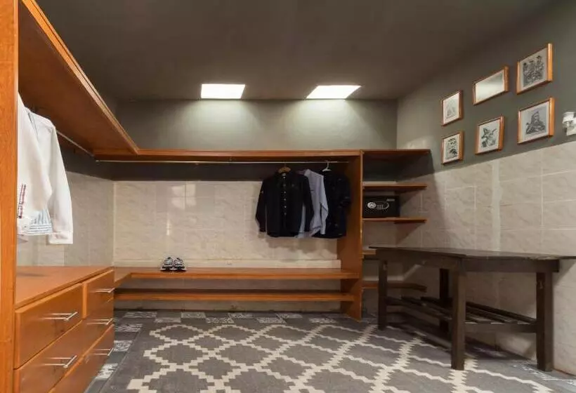 هتل Posada Bugambilias