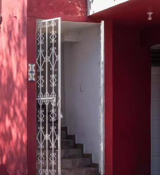 هتل Posada Bugambilias