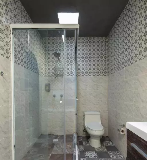 هتل Posada Bugambilias