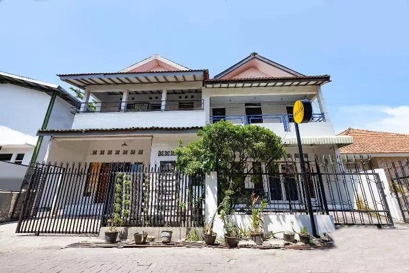 ホテル Spot On 1942 Asia Residence Syariah