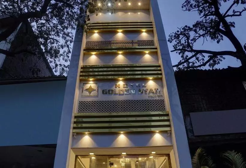 هتل Golden Star Near International Airport