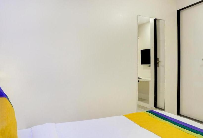 فندق Golden Star Near International Airport