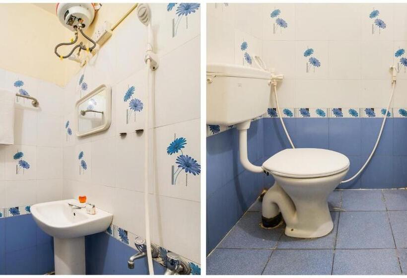 Hotel Aahvanam Guest House