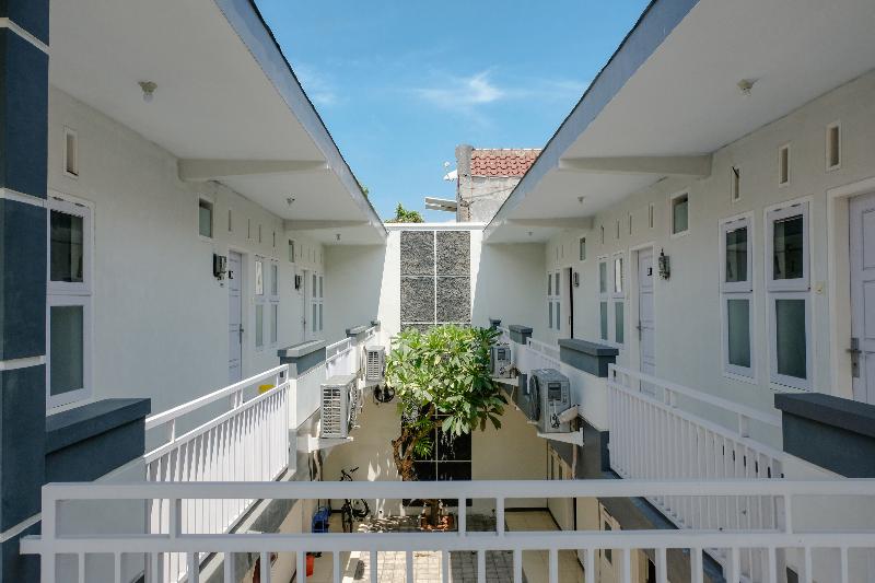 ホテル Capital O 1475 Oemah Jawa Family Residence