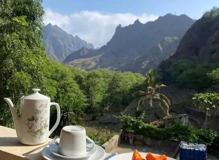 تختخواب و صبحانه Casa Pedrina