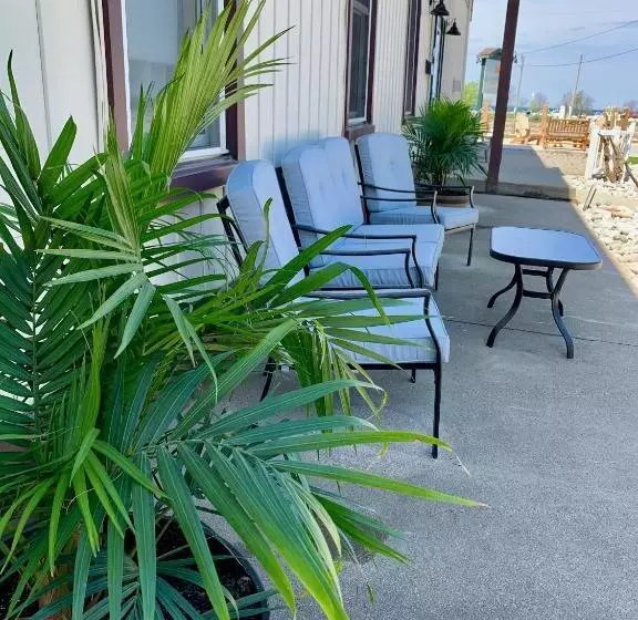 Hotelli Paradise Inn On The Beach