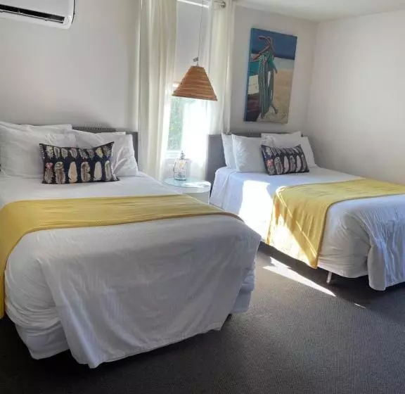 Hotelli Paradise Inn On The Beach