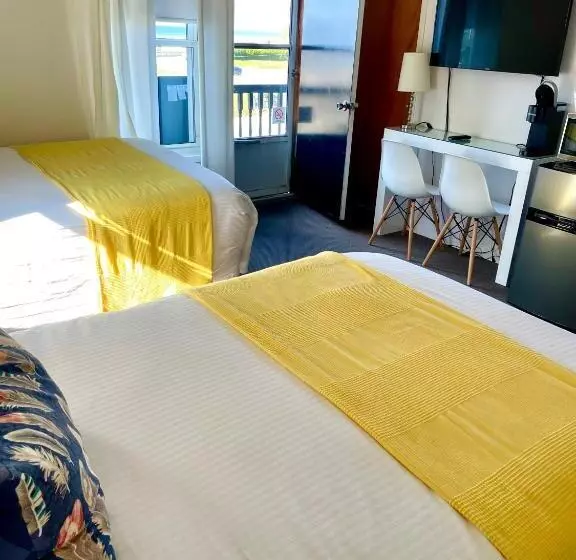 Hotelli Paradise Inn On The Beach