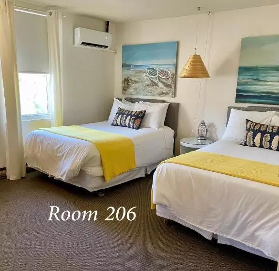 Hotelli Paradise Inn On The Beach